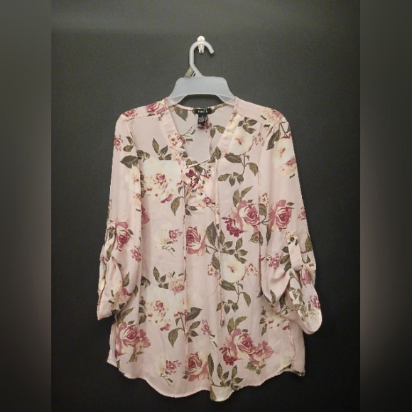 Rue21 Tops - Rue 21 medium pink floral womens top